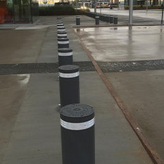 image of removable bollards positioned at the entrance of a shopping mall