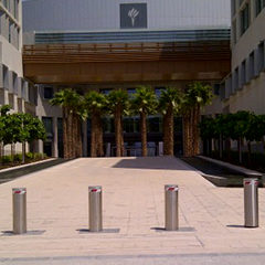 Installation of removable bollards in an university to prevent access to unauthorized vehicles