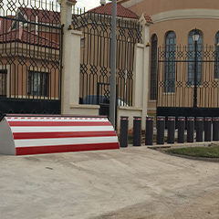 road blocker barrier positioned in a presidential villa to secure the area from possibile unauthorized intrusions